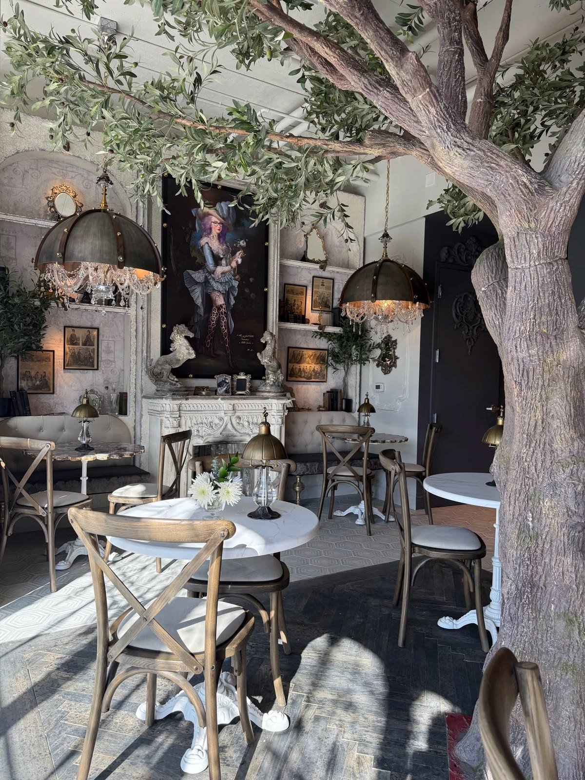 Glimmer Cafe Interior